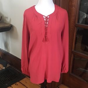 🎉 NWT Lace Up Top